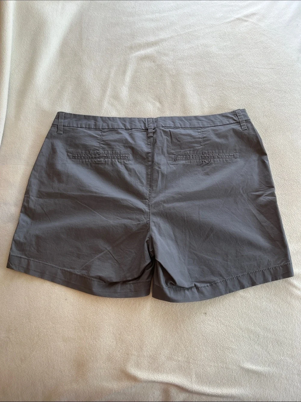 Old Navy Women's Gray Chino Bermuda Shorts